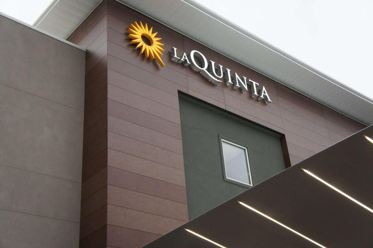 La Quinta Inn & Suites By Wyndham Oxford Exterior foto
