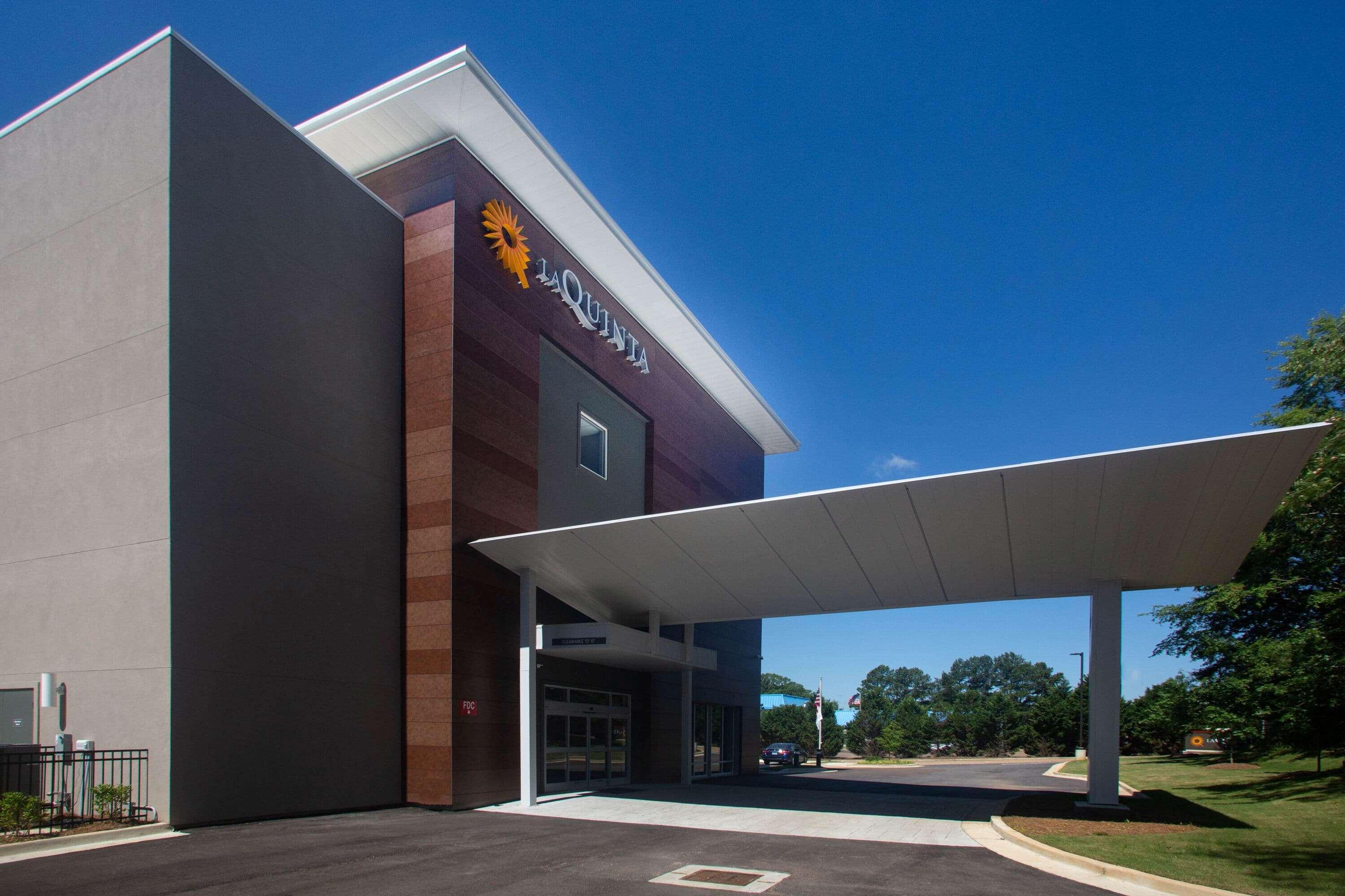 La Quinta Inn & Suites By Wyndham Oxford Exterior foto
